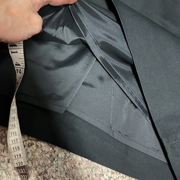 Theory sheath style lbd with front pockets - Picture 10 of 11